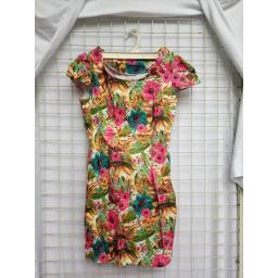 BR19435 - DRESS FLOWER