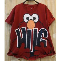 BR21418 - ELMO HUG MAROON TSHIRT TUMBLR TEE
