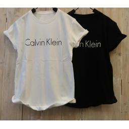 BR22974-2 - CALVIN TSHIRT TUMBLR TEE SIZE M - Hitam